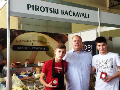 Pirotski kačkavalj