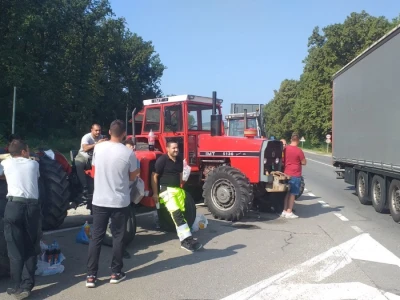Protest poljoprivrednika kod Batočine