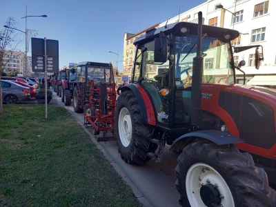 Protest u Novom Sadu ispred Banovine (16.11.2023.)