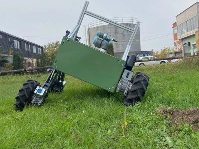 Robot Agar firme Coming iz Niša