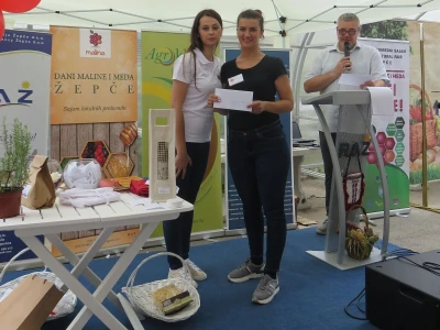 Sajam "Dani maline i meda" Žepče 2019.