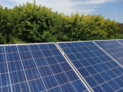 Solarni paneli - navodnjavanje trešanja