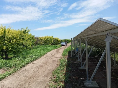 Solarni paneli - navodnjavanje trešanja