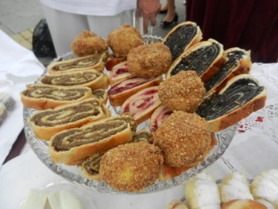 Štrudle i gomboce
