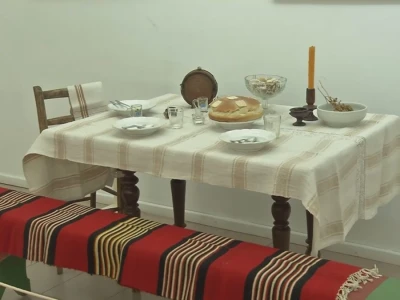 Sveža, žito, vino i kolač