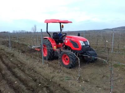 Traktor meseca jula - Kioti