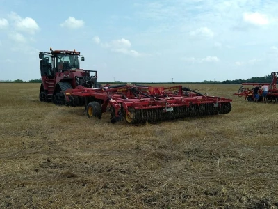 Vaderstad - prikaz mašina u radu Mađarska