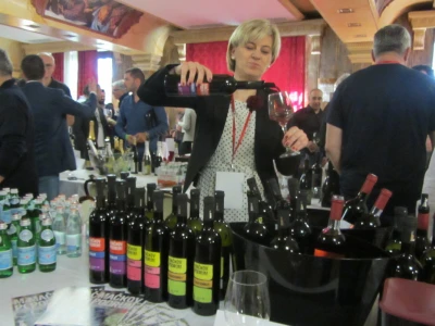 Vinoljupci prezadovoljni prvim Novosadskim salonom vina
