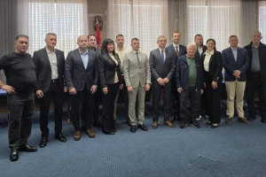 Dodeljeni ugovori za unapređenje šumarstva vredni 700 miliona dinara
