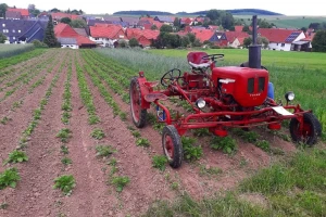 Oldtajmer "Schmotzer Rekord Kombi" postao e-traktor