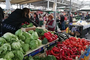 Povećana kupovina na pijacama - gleda se i prodavac i proizvod?