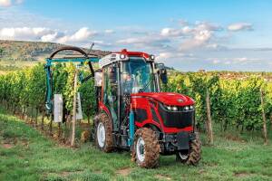 Antonio Carraro Tony 11700 V - zavidna snaga u malom pakovanju, specijalista za vinograde