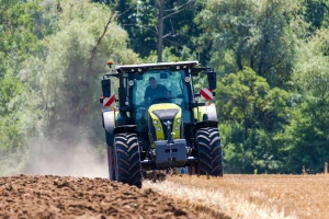 Gde se može isprobati Claas Arion serije 600 na nedelju dana, besplatno?