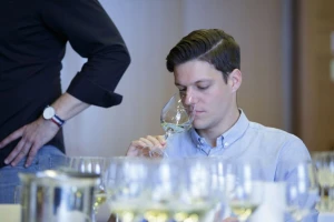 VinoSalis prolongiran - čekaju uvoznike vina iz NR Kine