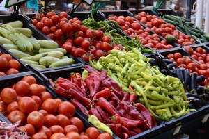 Kako se izboriti sa pesticidima u voću i povrću?