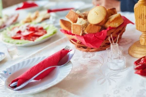 Počela sezona slava - kakvi ćemo biti domaćini u doba korone?