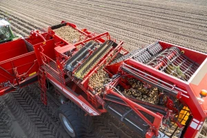 GRIMME na PotatoEurope dovodi novitete, pa i četvororedni kombajn za krompir!