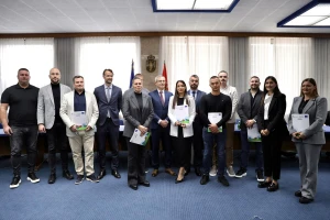 Uručeno prvih 10 rešenja dobitnicima IPARD III podsticaja