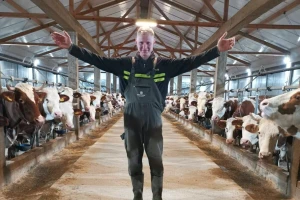 Aleksandar je peta generacija stočara u porodici: Dnevno proizvedu 1.000 litara mleka