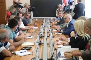 Ujedinjena udruženja poljoprivrednika: Hitne mere zbog suše ili protesti
