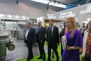 Martinović prošetao sajmom, sastanak sa poljoprivrednicima posle 27. maja