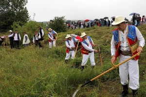 Održana 47. kosidba na Rajcu - učesnika bilo iz čitavog sveta