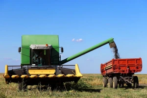 Ko postavlja pravila igre na poljoprivrednom tržištu?!