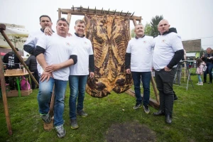 Najveća slanina na ovim prostorima teži čak 195 kg