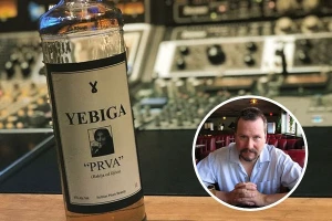 Basista grupe Fejt no mor proizvodi vlastitu rakiju - zove se "Yebiga"