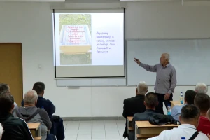 Varoa pravi probleme pčelarima, očekuju se veliki gubici