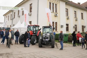 Na Sajmu u Bogatiću slabo se pazari: Šta muči mačvanske poljoprivrednike?