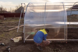 Na šta obratiti pažnju prilikom kupovine i postavljanja plastenika?