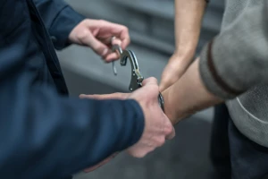 Uhapšen zaposleni u JP "Srbijašume"