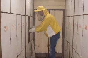 Pčelarenje sa AŽ košnicama