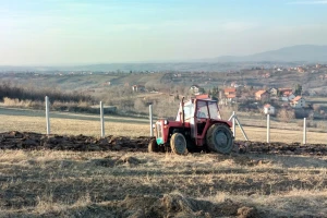 Prijava za subvencije: 4000 dinara za biljnu proizvodnju, a 1200 regres za gorivo