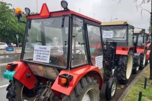 Radikalizacija protesta: Blokiraju se glavne ulice, mostovi, naplatne rampe