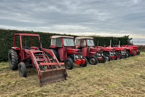 Penzionisani farmer prodaje 50 traktora vrednih više od pola miliona evra