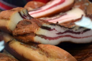 Velika potražnja - tope se zalihe slanine u SAD