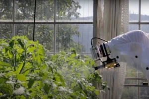 Iz Češke stiže robot koji prepoznaje insekte i ciljano ih uništava